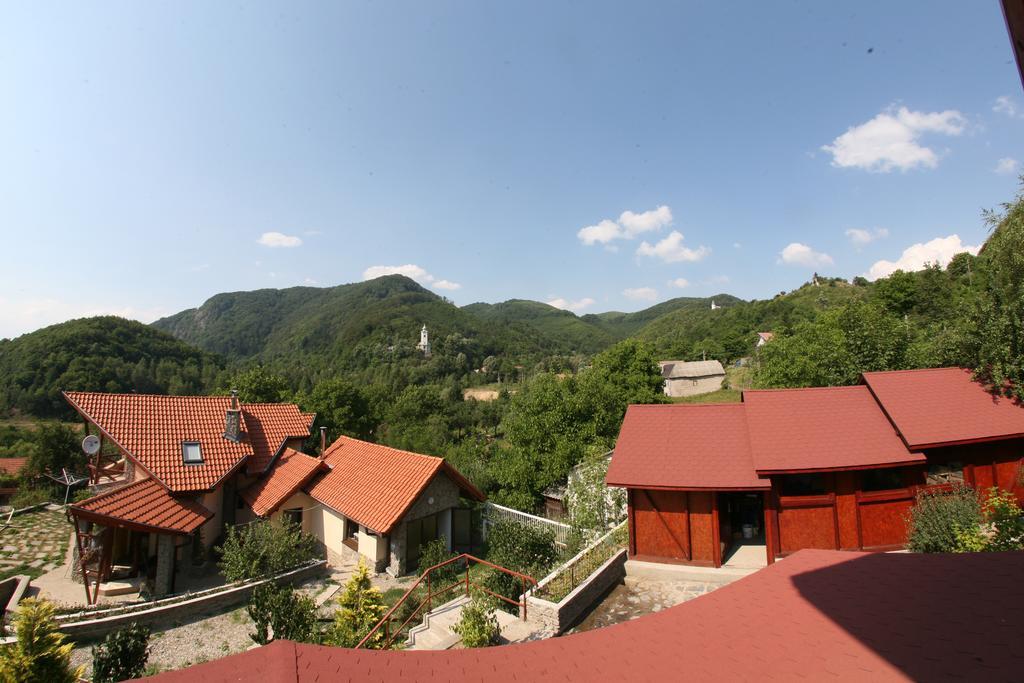 Vila Anastasia Sacarimbu Exterior photo